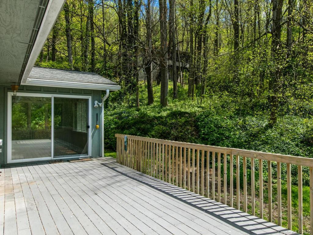 25 Tuckaway Drive Asheville NC 28803
