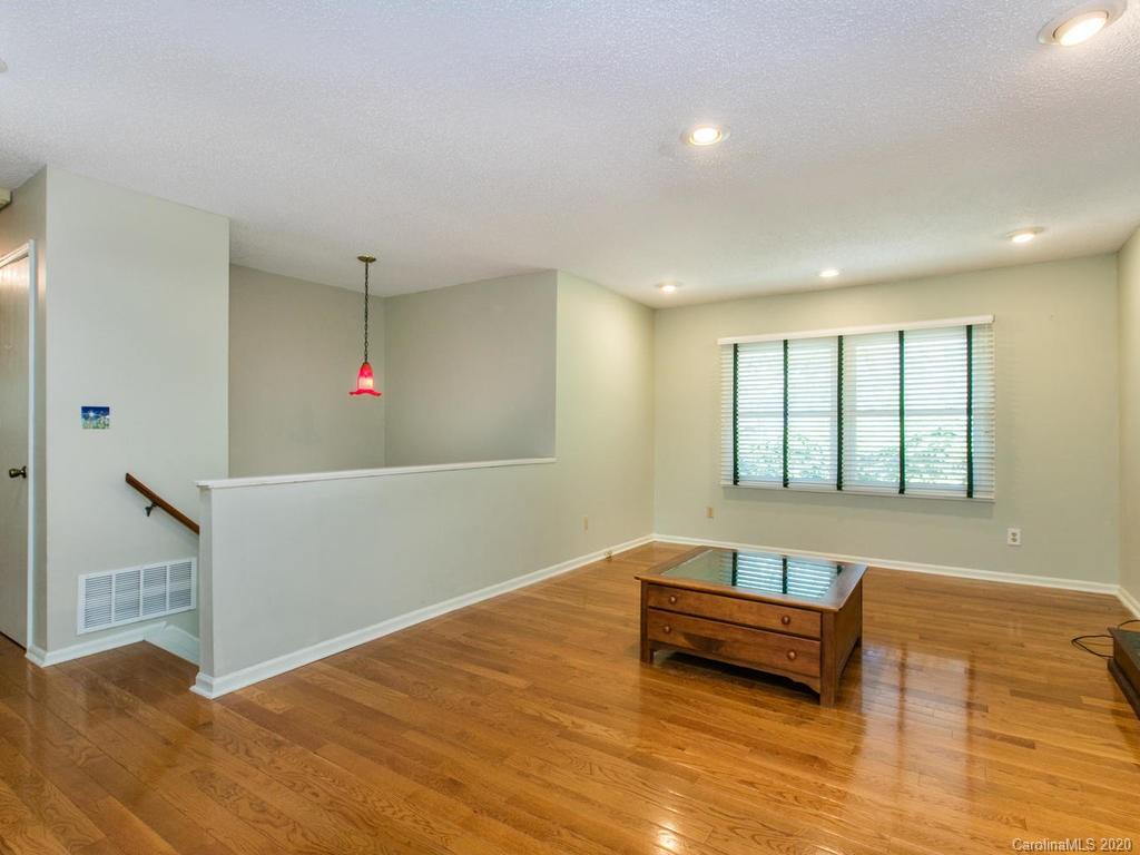 25 Tuckaway Drive Asheville NC 28803