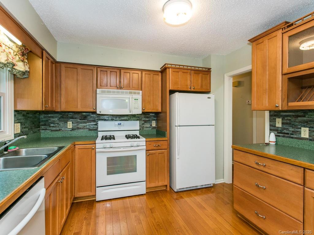25 Tuckaway Drive Asheville NC 28803