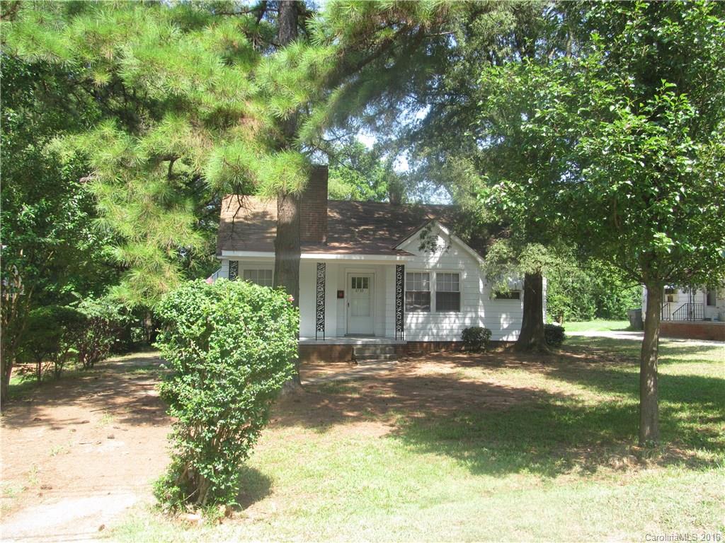 2733 Parkway Avenue Charlotte NC 28208