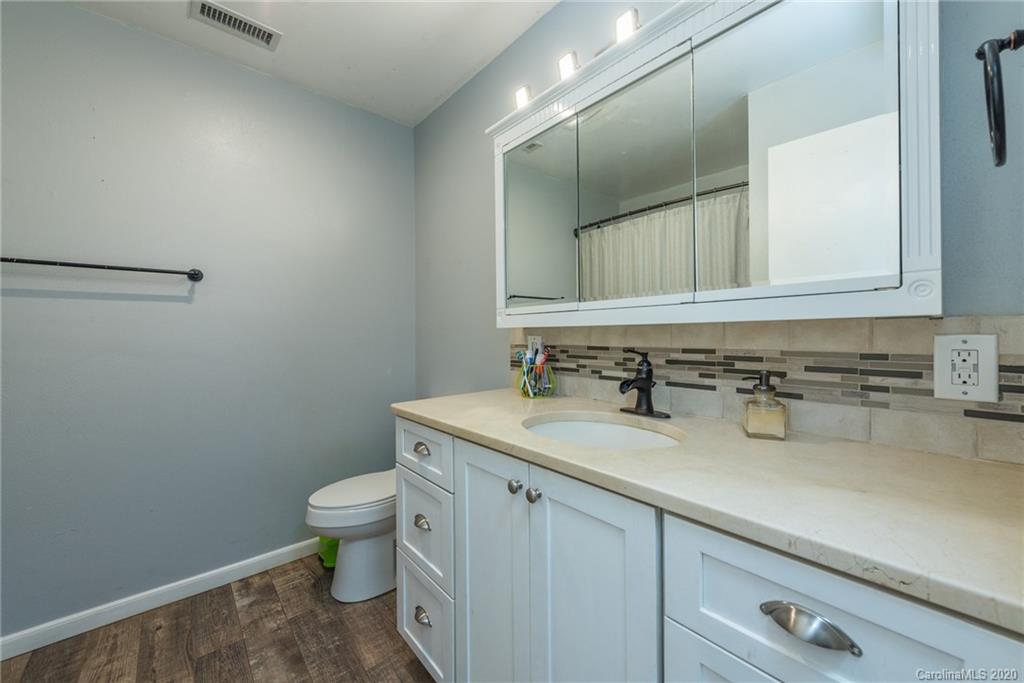 24 Powlas Drive Swannanoa NC 28778