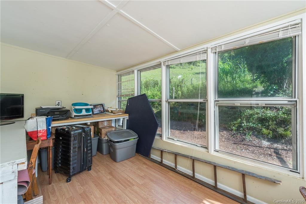 24 Powlas Drive Swannanoa NC 28778