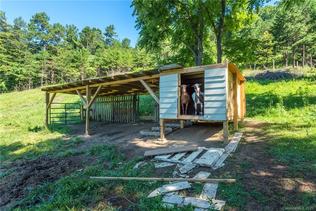 24 Powlas Drive Swannanoa NC 28778