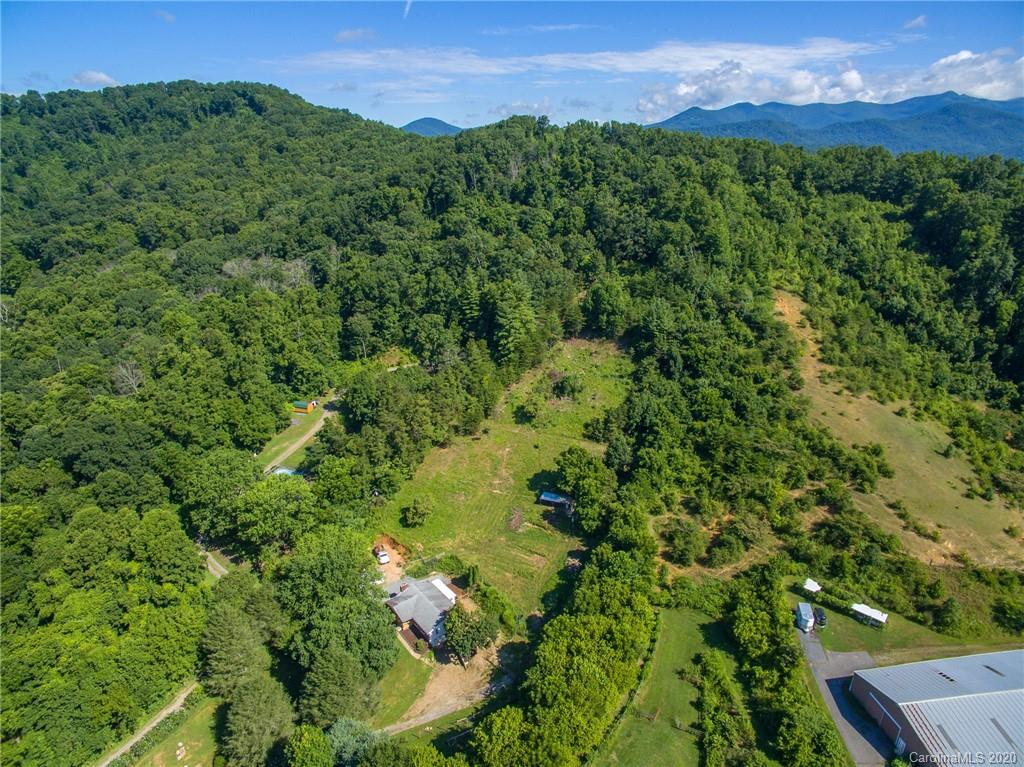 24 Powlas Drive Swannanoa NC 28778