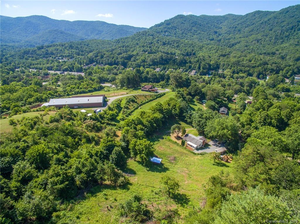 24 Powlas Drive Swannanoa NC 28778