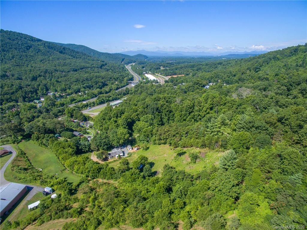 24 Powlas Drive Swannanoa NC 28778