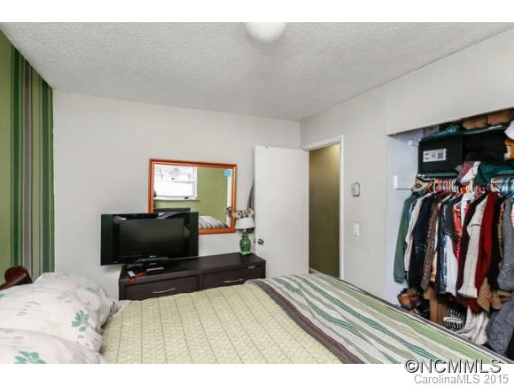 14 Kilkenny Drive Asheville NC 28806