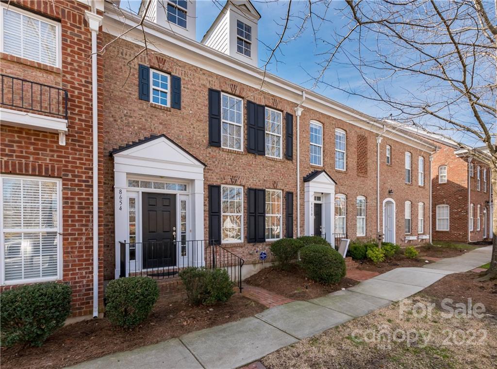 8654 Beaver Creek Drive Charlotte NC 28269