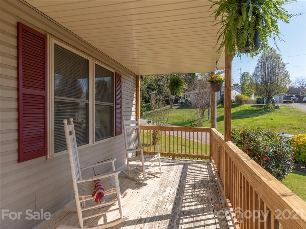 1 Sydney Lane Asheville NC 28806