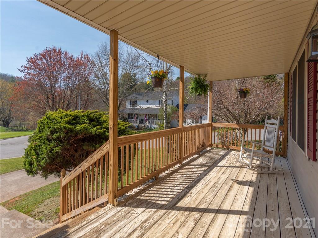1 Sydney Lane Asheville NC 28806