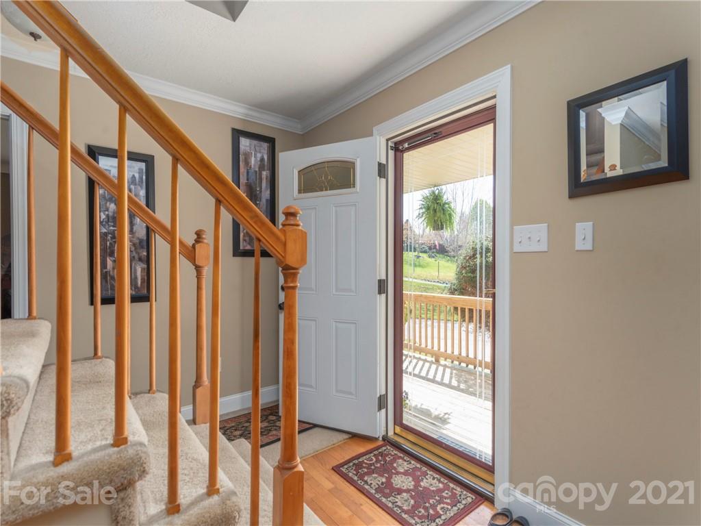 1 Sydney Lane Asheville NC 28806
