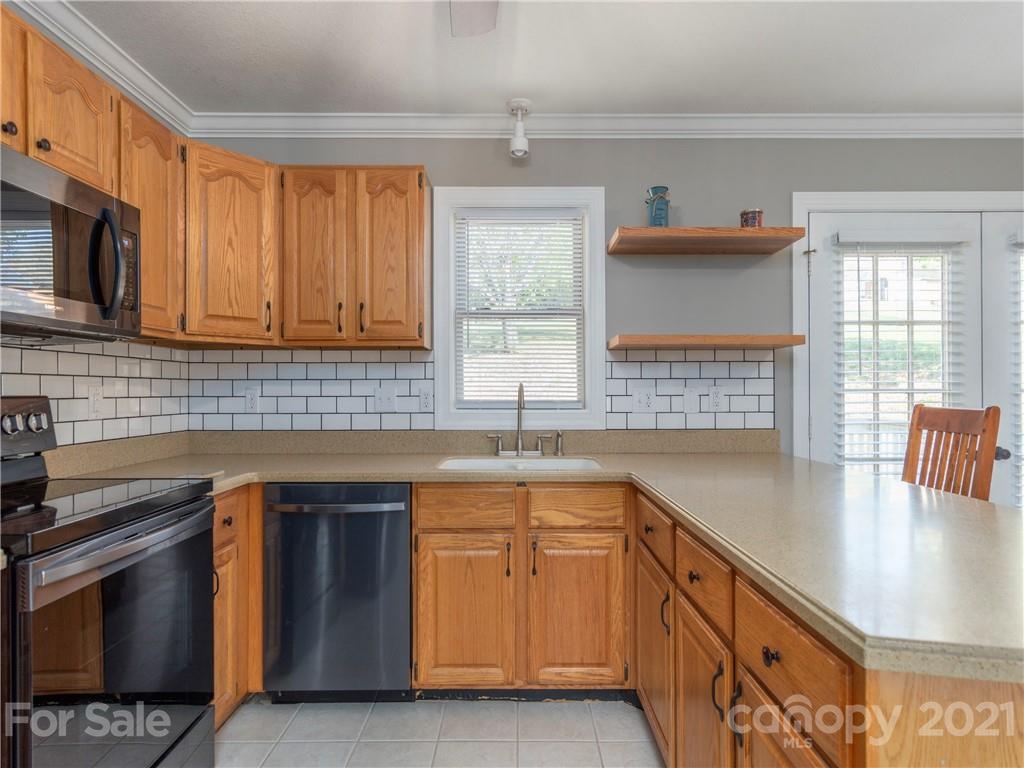 1 Sydney Lane Asheville NC 28806