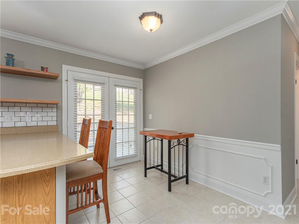 1 Sydney Lane Asheville NC 28806