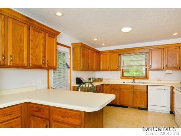 28 Lakeshore Drive Weaverville NC 28787