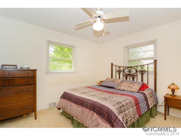 28 Lakeshore Drive Weaverville NC 28787