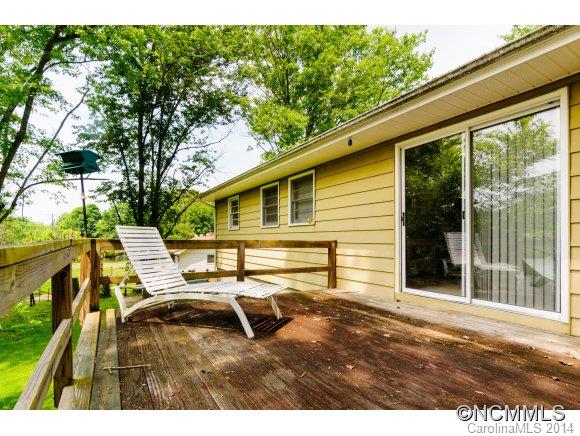 28 Lakeshore Drive Weaverville NC 28787