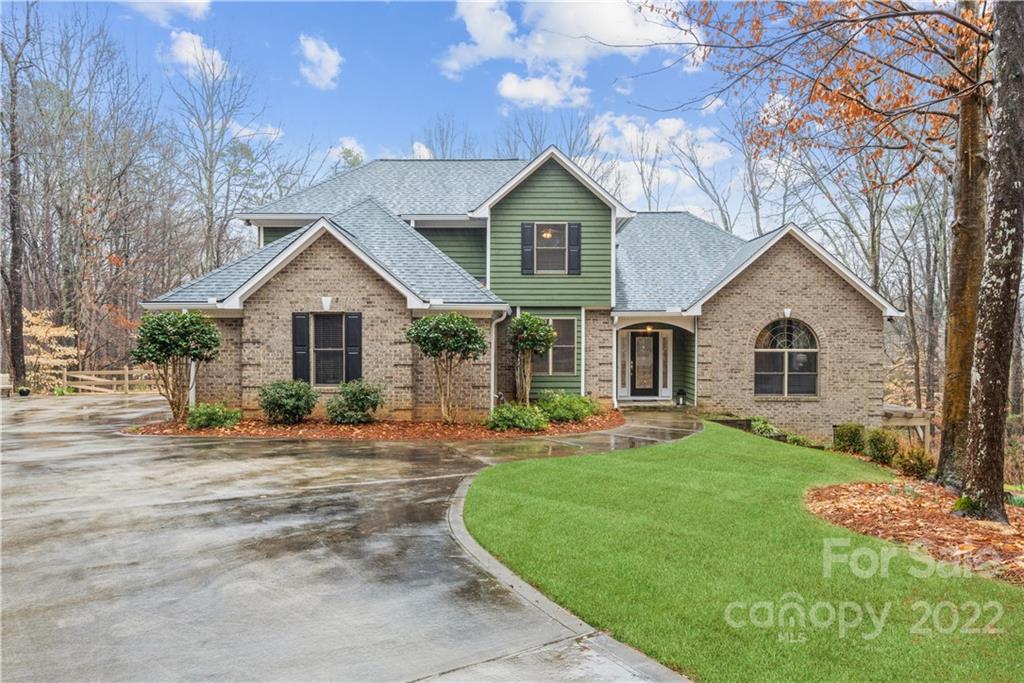 2369 Wedgewood Drive Matthews NC 28104