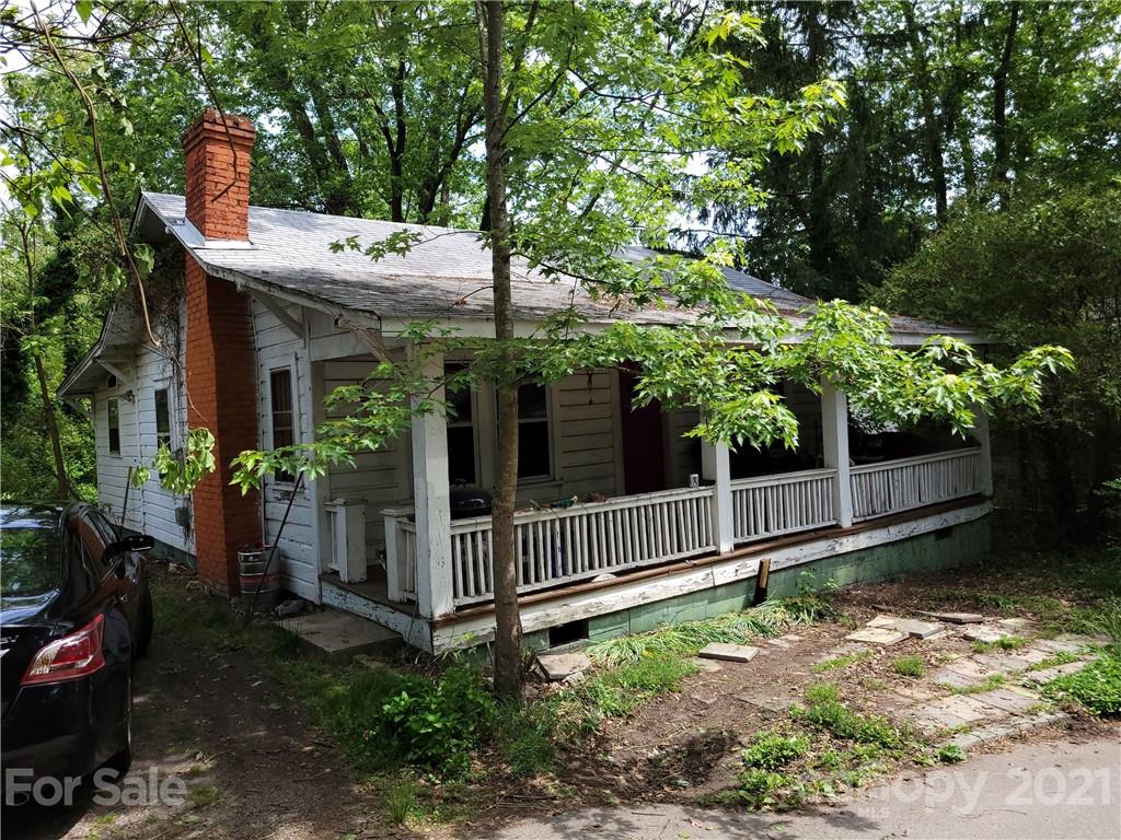 16 Cowan Road Asheville NC 28806