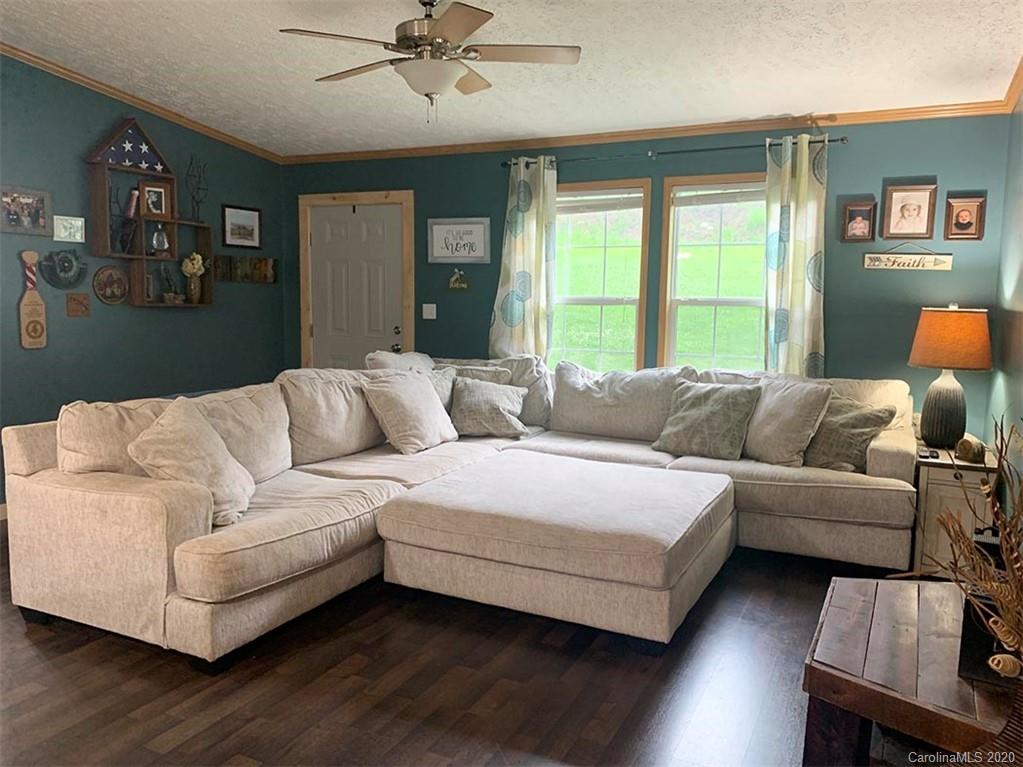 2632 Beaverdam Road Canton NC 28716