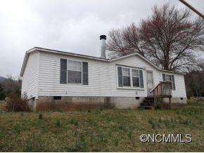 21 Long Street Candler NC 28715