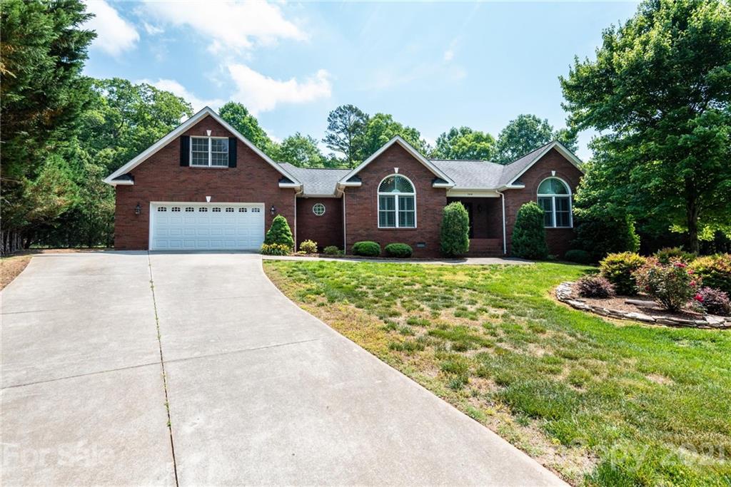 2036 15th Street Court NE Hickory NC 28601