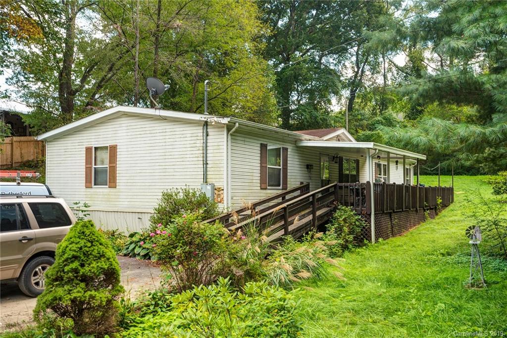 39 Edwards Street Asheville NC 28806