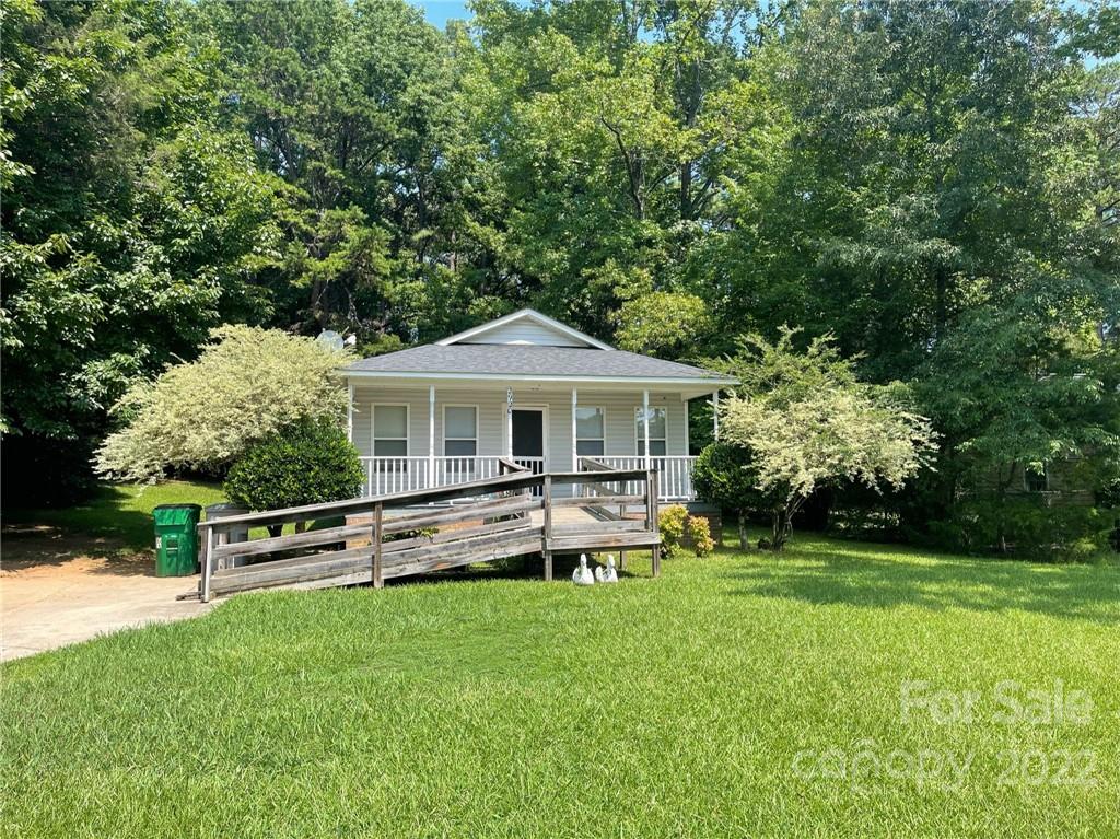 2920 Meadowcliff Drive Charlotte NC 28215