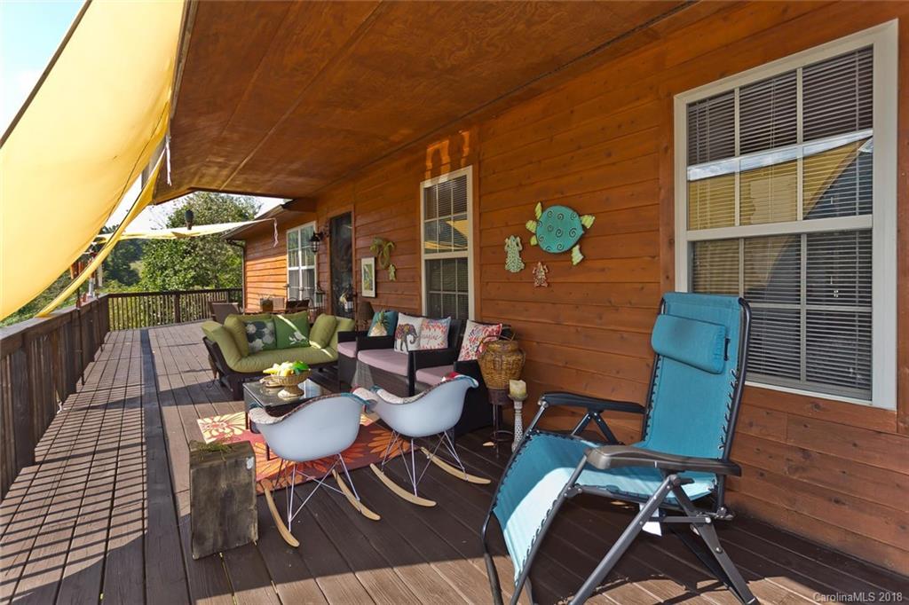 180 Southern Comfort Drive Burnsville NC 28714