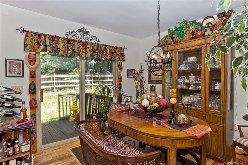 180 Southern Comfort Drive Burnsville NC 28714