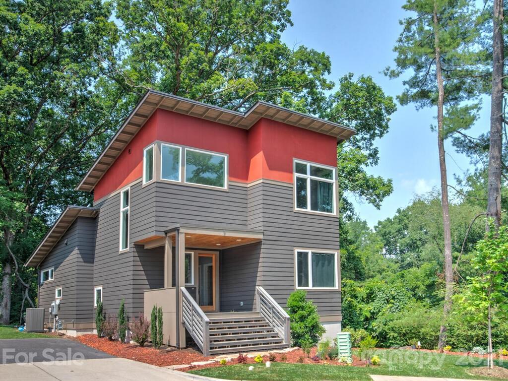 7 Mauricet Lane Asheville NC 28806