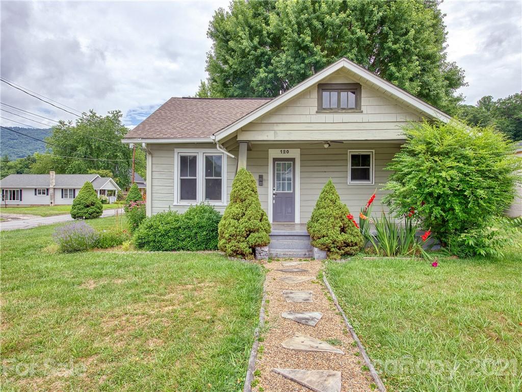 120 Hazelwood Avenue Waynesville NC 28786