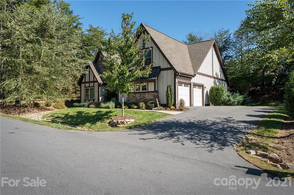 32 Manchester Drive Asheville NC 28805