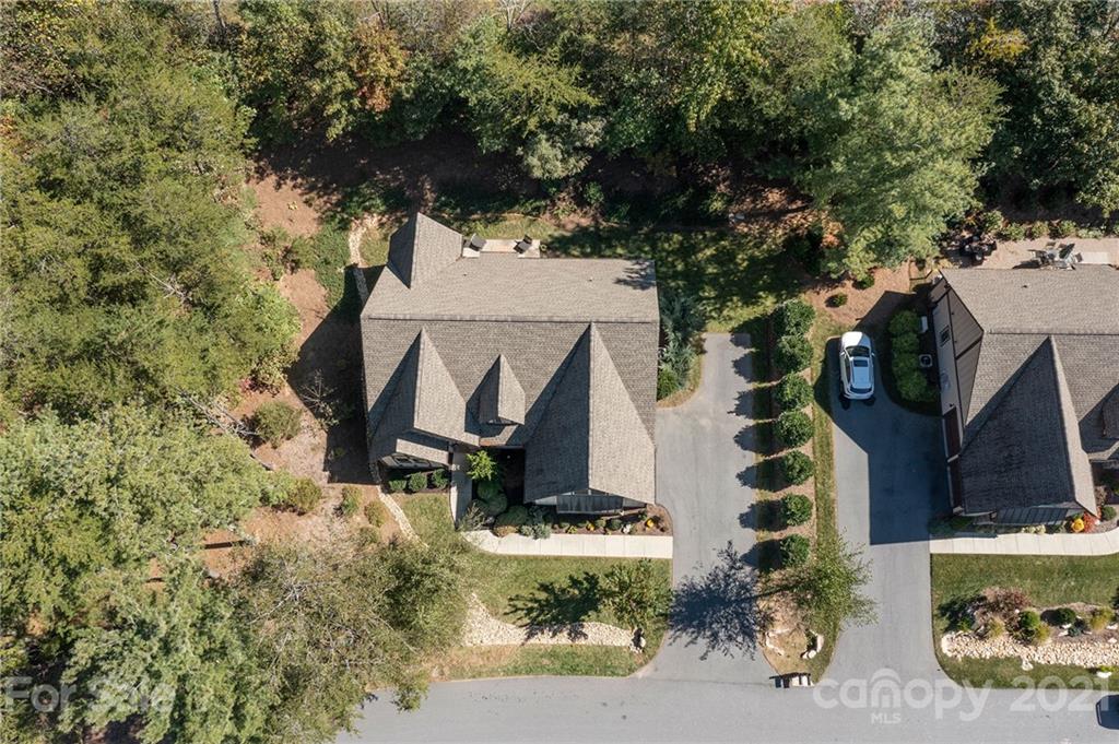 32 Manchester Drive Asheville NC 28805