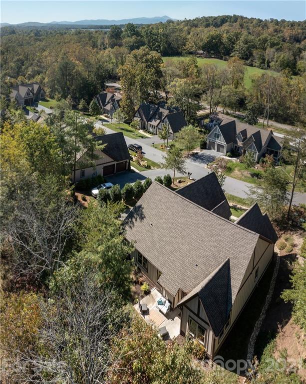 32 Manchester Drive Asheville NC 28805