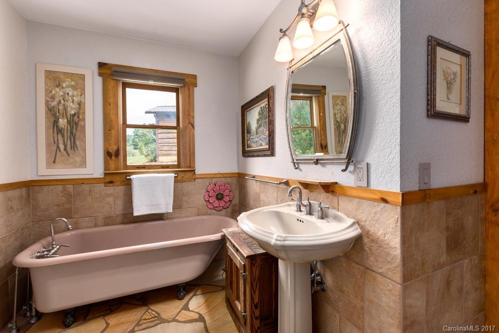 4 Mezzo Cove Asheville NC 28804