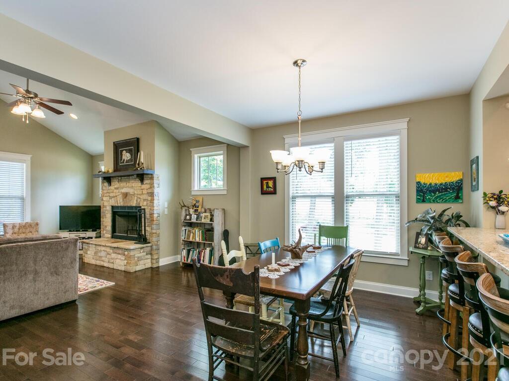 6 Roundtop Ridge Court Candler NC 28715
