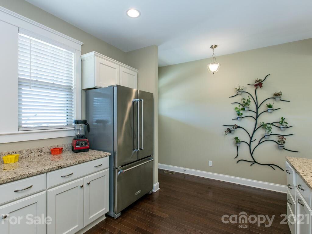 6 Roundtop Ridge Court Candler NC 28715
