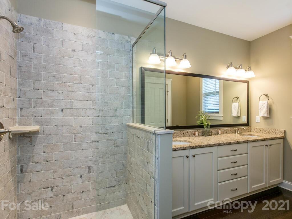 6 Roundtop Ridge Court Candler NC 28715