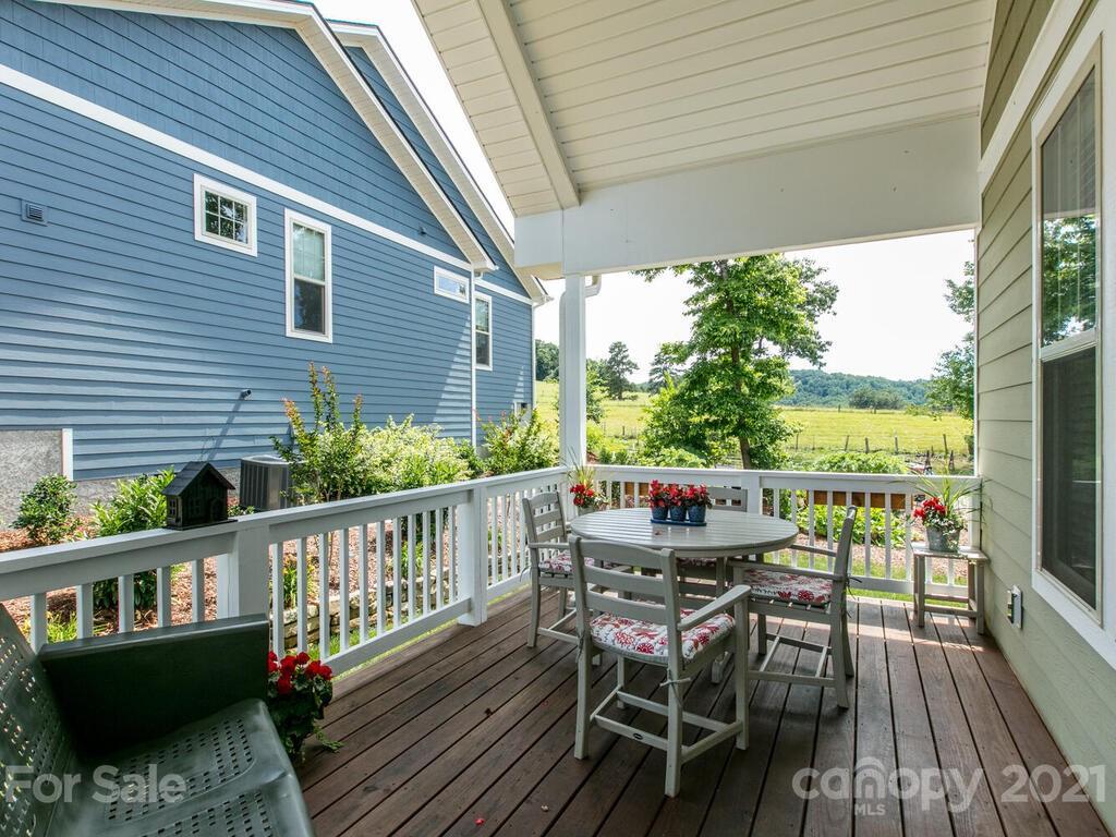 6 Roundtop Ridge Court Candler NC 28715