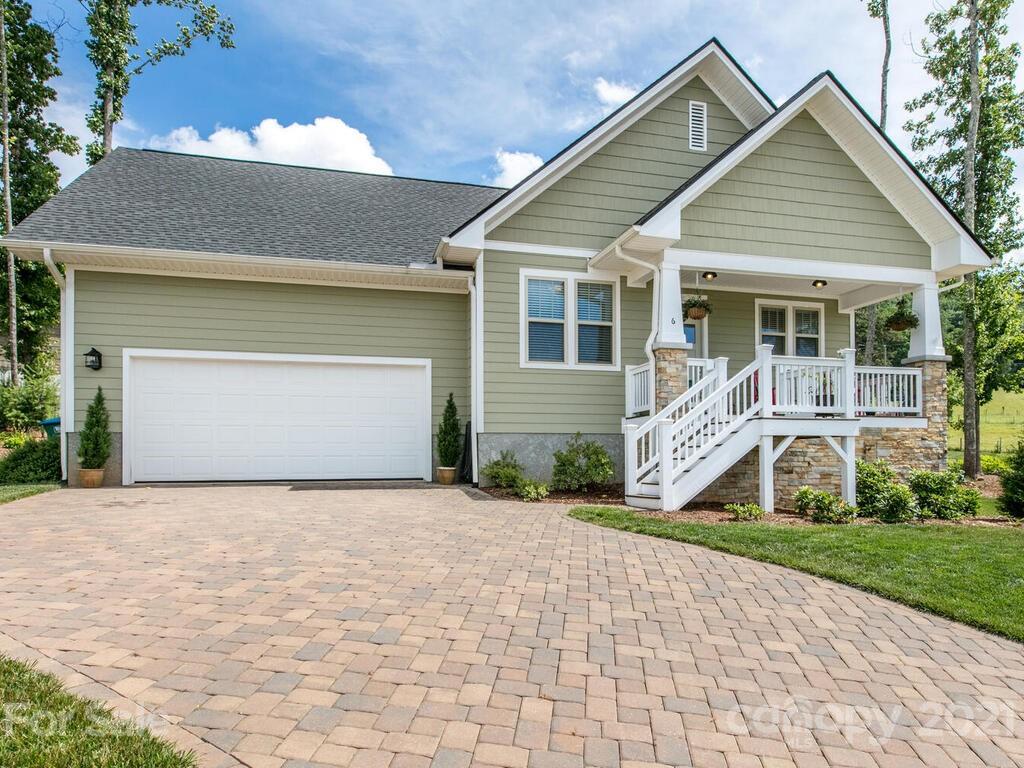 6 Roundtop Ridge Court Candler NC 28715