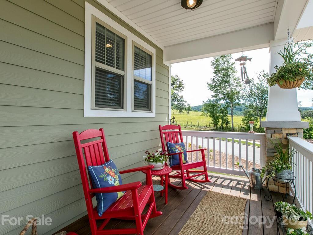 6 Roundtop Ridge Court Candler NC 28715