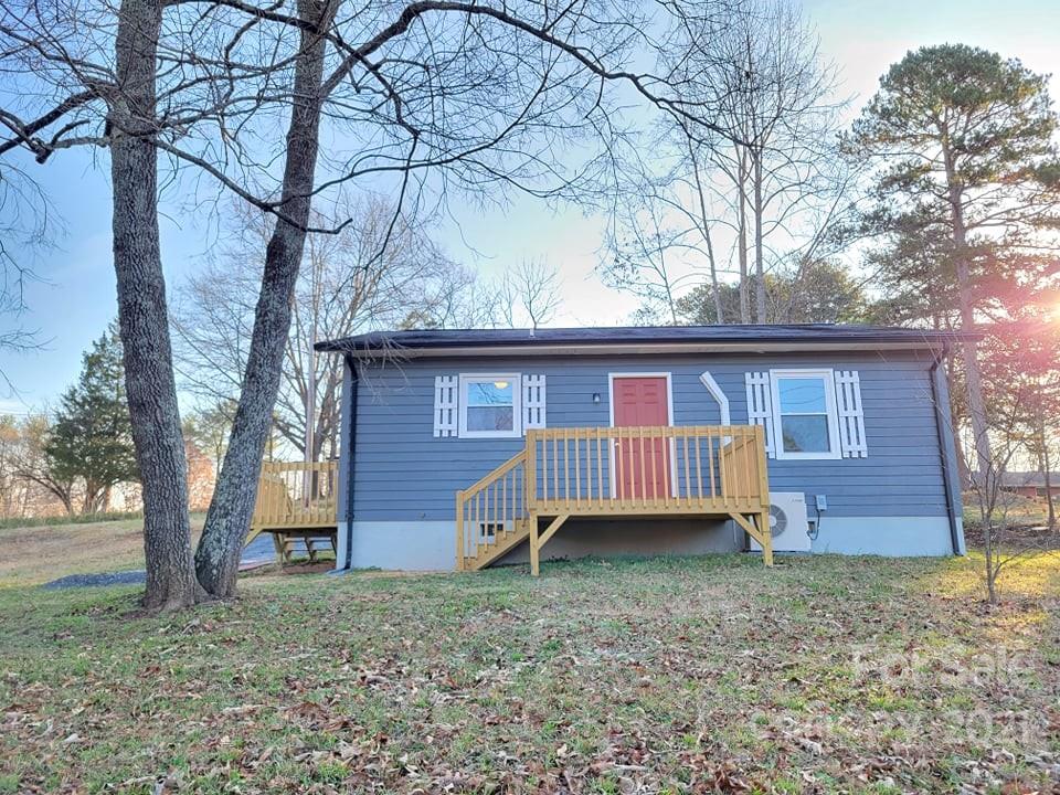 26 N Highland Avenue Granite Falls NC 28630