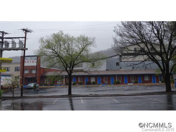 204 West Boulevard Burnsville NC 28714