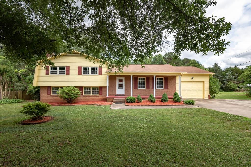 3234 16th Street Ne Hickory NC 28601