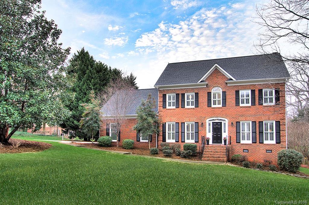 9818 Glastonbury Court Charlotte NC 28270
