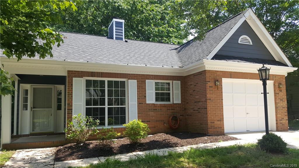 8510 Lockerbie Lane Charlotte NC 28215