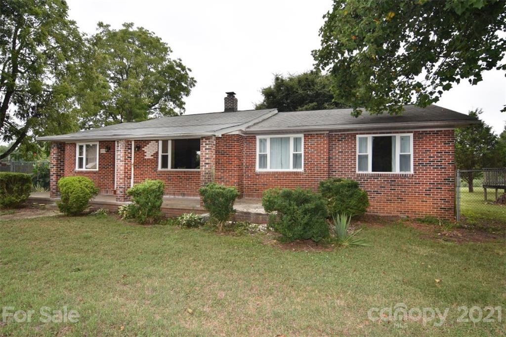 3833 16th Street NE Hickory NC 28601