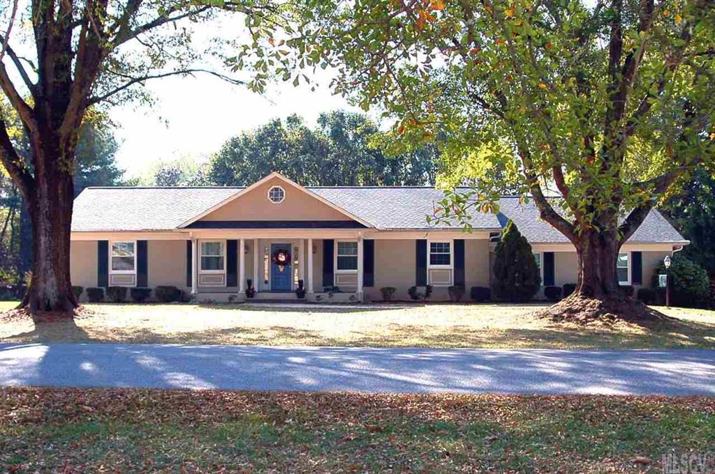 33 33rd Avenue NW Hickory NC 28601
