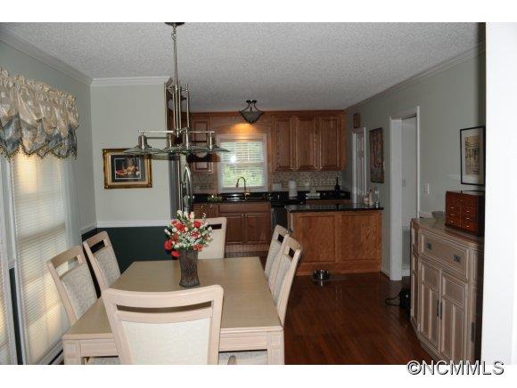 4 Hampton Lane Weaverville NC 28787