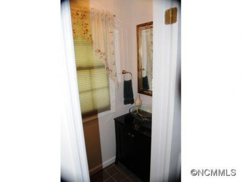 4 Hampton Lane Weaverville NC 28787